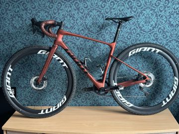 Giant Revolt Advanced 3 2022 2022 Road & Gravel d'occasion — image 2 sur 19