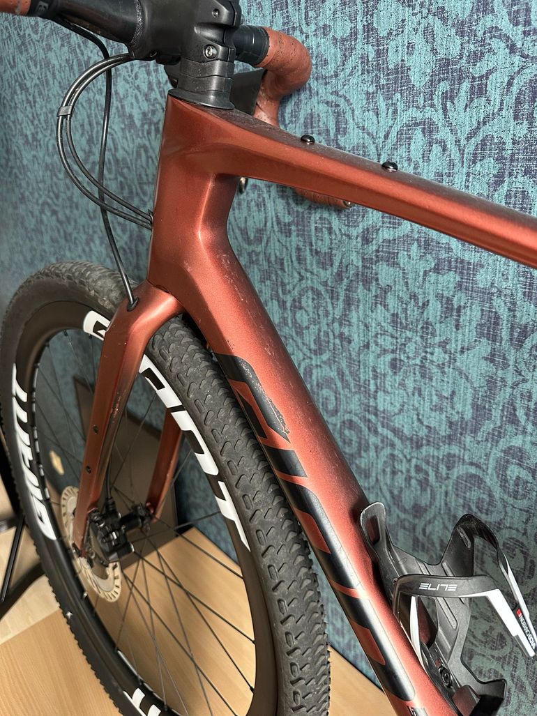 Giant Revolt Advanced 3 2022 2022 Road & Gravel d'occasion — image 6 sur 19