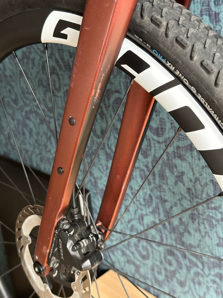 Giant Revolt Advanced 3 2022 2022 Road & Gravel d'occasion — image 11 sur 19