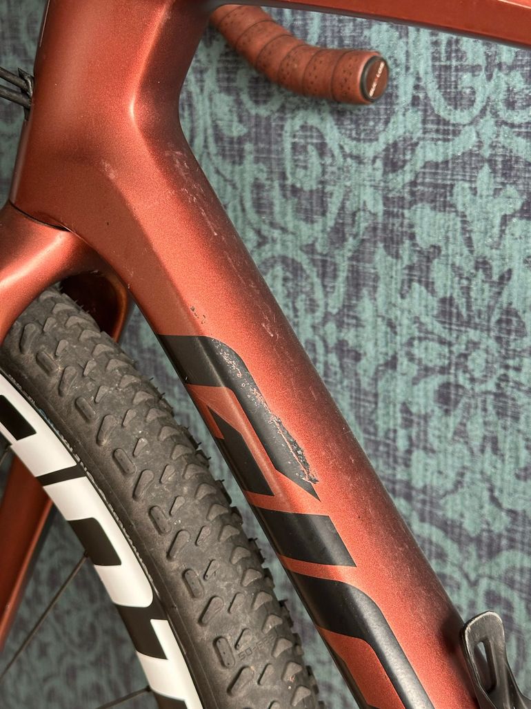 Giant Revolt Advanced 3 2022 2022 Road & Gravel d'occasion — image 12 sur 19