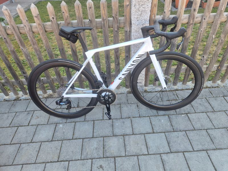 Käytetty Canyon Ultimate CF7 2026 Road & Gravel