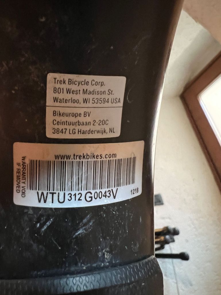 Used Trek Session 8 2025 2025 Mountainbike, Black, 29 — image 12 of 12