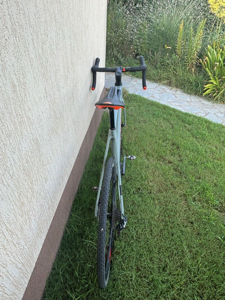 Gebrauchtes CUBE CROSS RACE C:62 PRO 2024 2024 Road & Gravel, Hellgrau — Bild 5 von 6