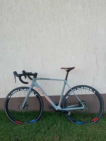 Gebrauchtes CUBE CROSS RACE C:62 PRO 2024 2024 Road & Gravel, Hellgrau — Bild 1 von 6