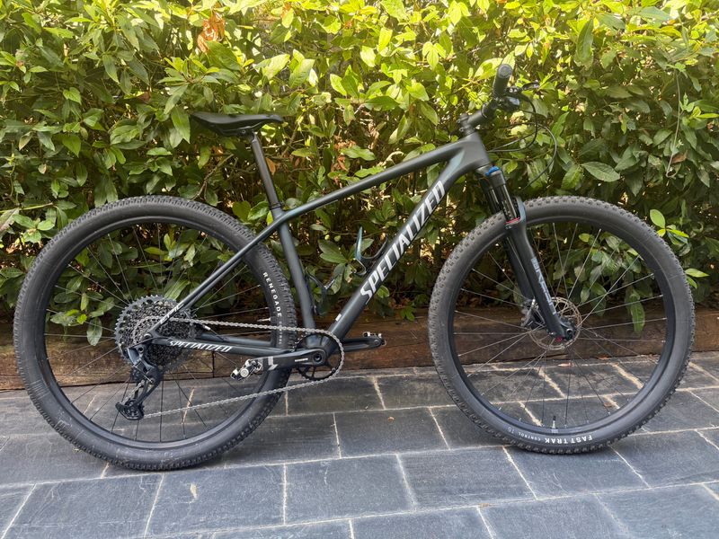 Specialized Epic Hardtail Comp 2022 2022 MTB d'occasion