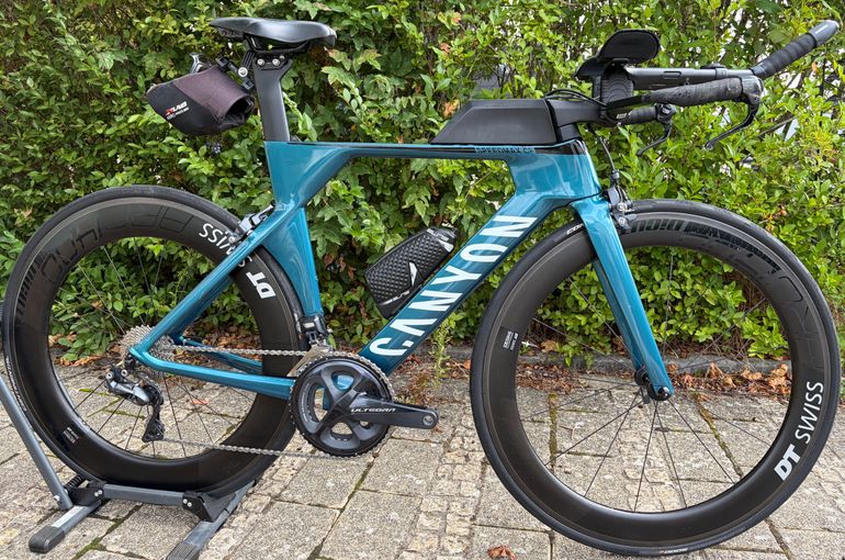 Canyon Speedmax CF 8.0 Di2 2019 2019 Road & Gravel usato, Verde — immagine 2 di 11