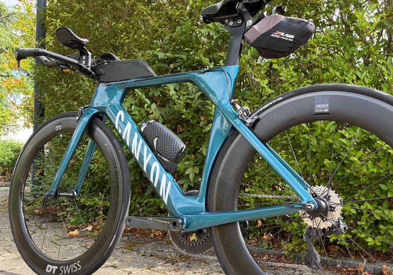 Canyon Speedmax CF 8.0 Di2 2019 2019 Road & Gravel usato, Verde — immagine 3 di 11