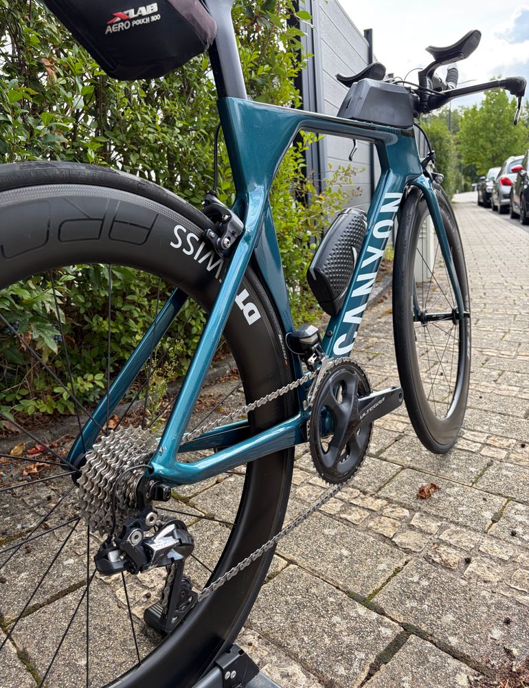 Canyon Speedmax CF 8.0 Di2 2019 2019 Road & Gravel usato, Verde — immagine 8 di 11