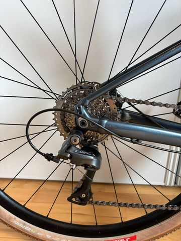 Used Specialized Diverge E5 2022 2022 Road & Gravel, Blue — image 3 of 10