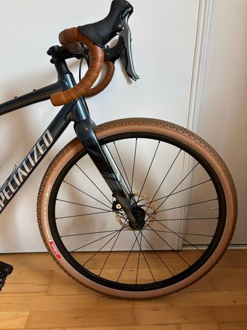 Used Specialized Diverge E5 2022 2022 Road & Gravel, Blue — image 2 of 10