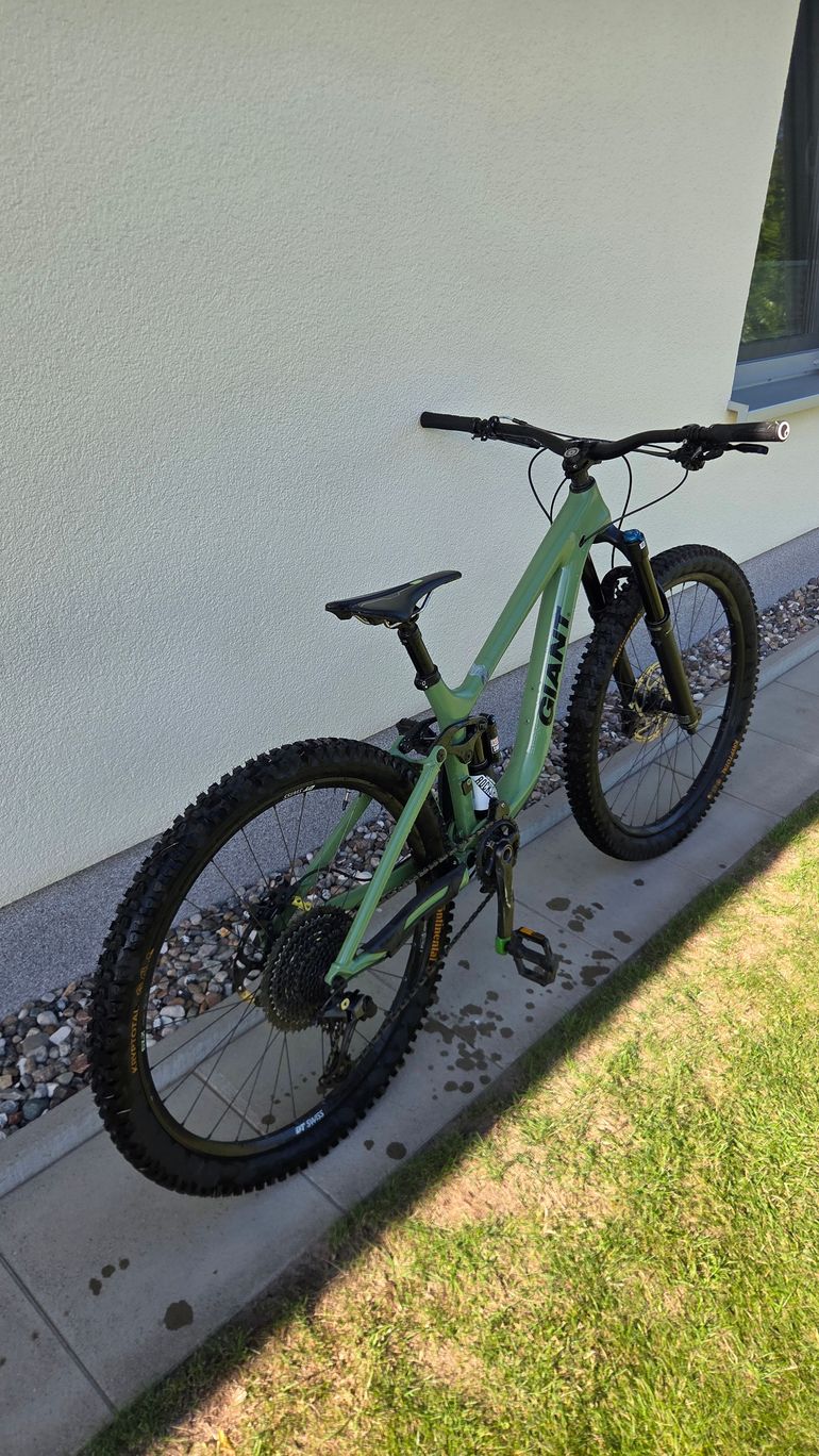 Used Giant Trance Advanced 1 2018 2018 Mountainbike, Green — image 7 of 11
