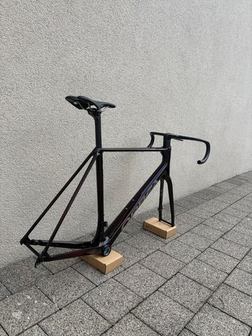 Orbea ORCA M20iTEAM 2024 Frameset 2024 Road & Gravel usato, Rosso — immagine 3 di 10