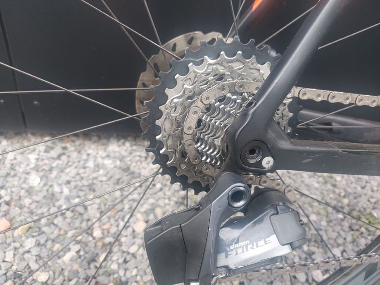 Used Colnago Custom SRAM Force 2021 Road & Gravel, Red — image 4 of 5