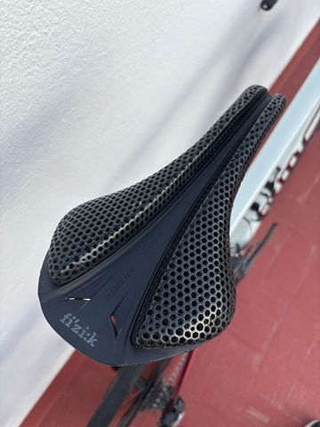 BMC Roadmachine 01 THREE 2019 2019 Road & Gravel usato, Bianco — immagine 11 di 13