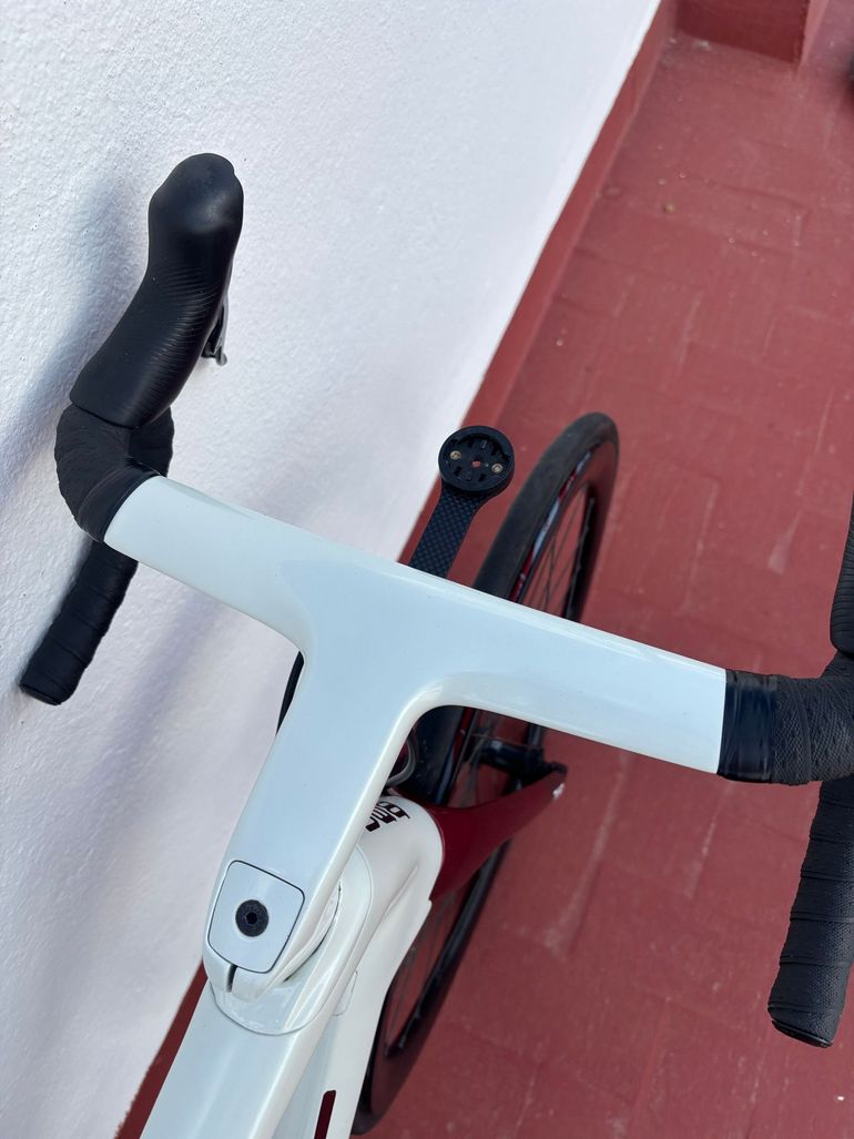BMC Roadmachine 01 THREE 2019 2019 Road & Gravel usato, Bianco — immagine 3 di 13
