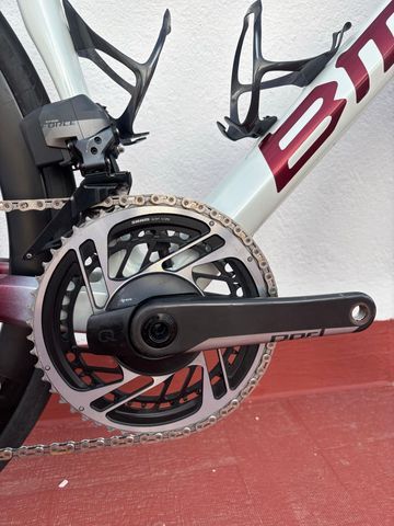 BMC Roadmachine 01 THREE 2019 2019 Road & Gravel usato, Bianco — immagine 6 di 13