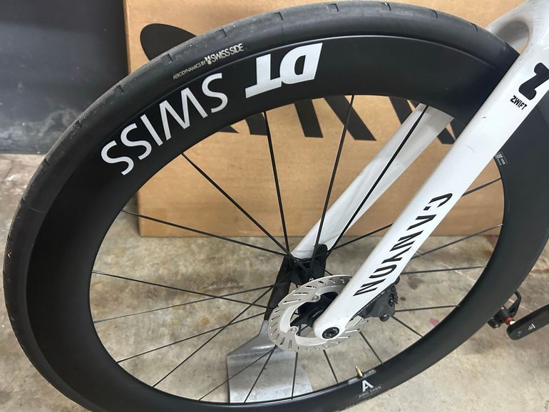 Used Canyon Aeroad CF SLX 8 Di2 2026 – € 4.800 | buycycle
