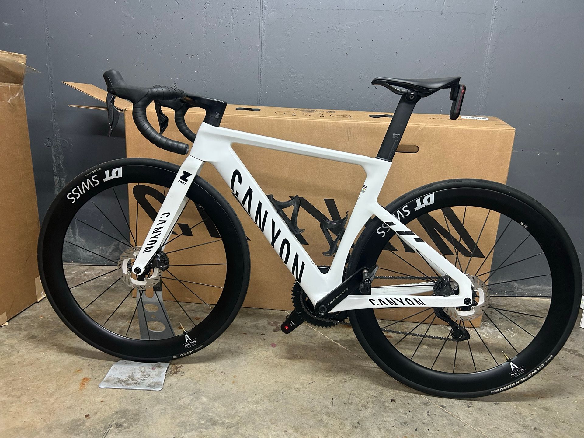 CANYON AEROAD SLX8 di2 2026 xs (7/21購入) Used Canyon Aeroad CF SLX 8 Di2 2026 – € 4.800 | buycycle