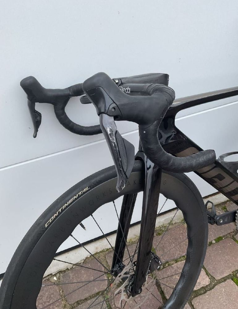 Giant Propel Advanced Pro 0 Di2 2025 2025 Road & Gravel usato, Nero — immagine 5 di 6