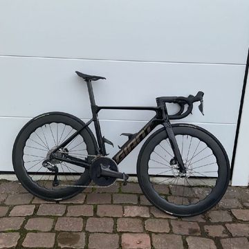Giant Propel Advanced Pro 0 Di2 2025 2025 Road & Gravel usato, Nero — immagine 1 di 6