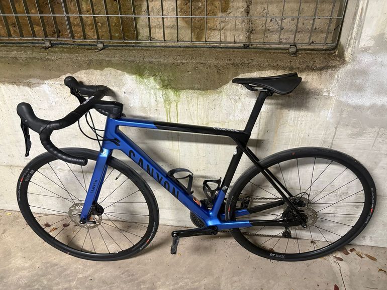Used Canyon Ultimate CF SL 7 2025 2025 Road & Gravel, Blue — image 2 of 9