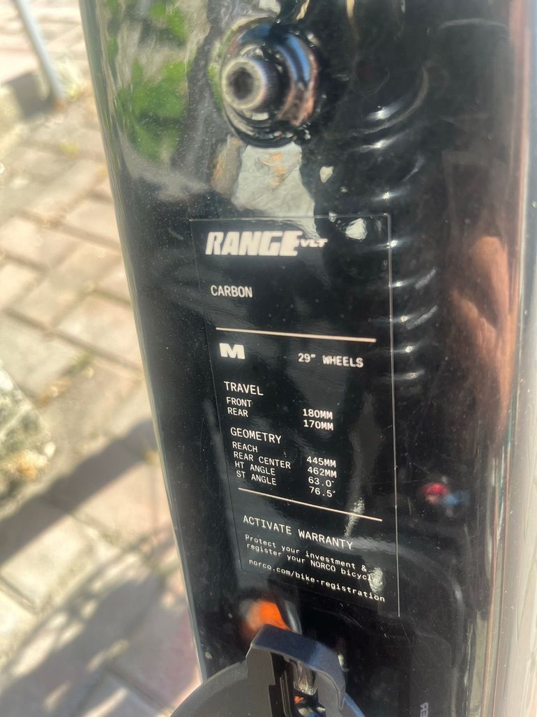 Used Norco Range VLT C1 2023 2023 Mountainbike, Black, 29 — image 6 of 6