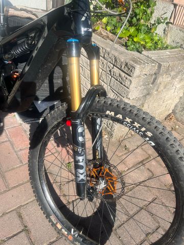 Used Norco Range VLT C1 2023 2023 Mountainbike, Black, 29 — image 5 of 6