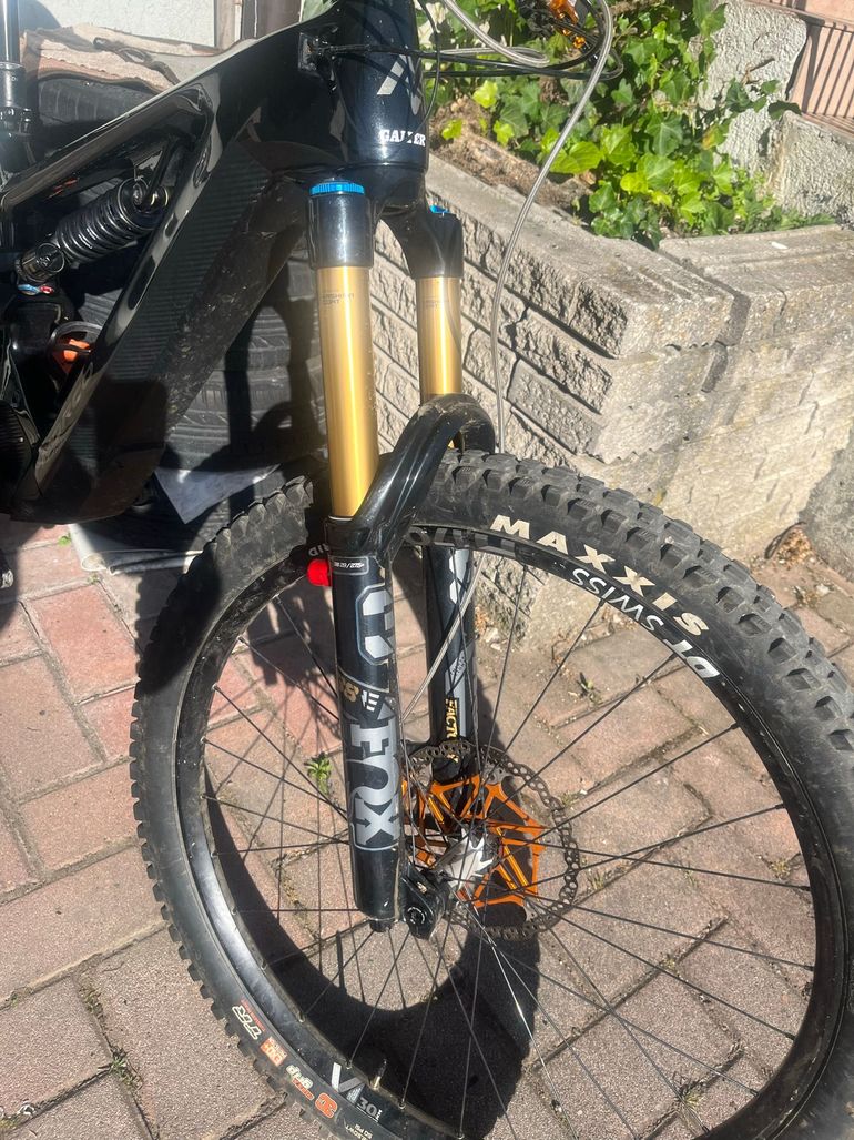 Used Norco Range VLT C1 2023 2023 Mountainbike, Black, 29 — image 5 of 6