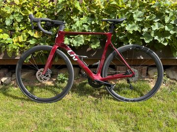 Gebrauchtes Liv EnviLiv Advanced 2 2024 2024 Road & Gravel, Rot — Bild 2 von 6