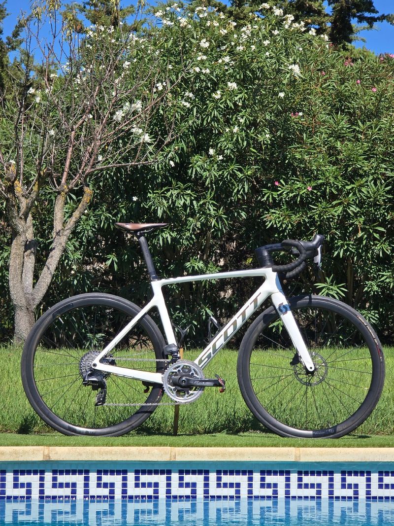 Used Scott Addict RC 10 2021 2021 Road & Gravel