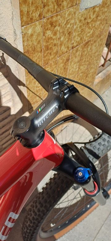 Gebrauchtes Specialized Epic Hardtail 2024 2024 Mountainbike, Rot, 29 — Bild 4 von 11