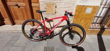 Gebrauchtes Specialized Epic Hardtail 2024 2024 Mountainbike, Rot, 29 — Bild 1 von 11