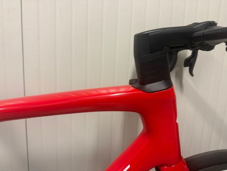 Używany Specialized Tarmac Frameset 2020 Road & Gravel — zdjęcie 4 z 9