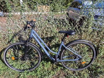 DECATHLON Riverside 500 2023 Urban usato, Blu — immagine 2 di 4