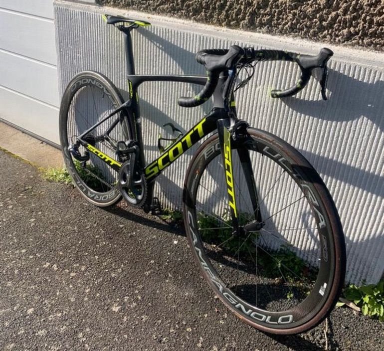 Used Scott Foil 10 2017 2017 Road & Gravel, Black — image 2 of 3