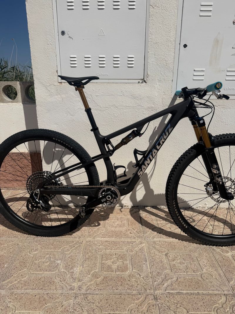 Santa Cruz BLUR XX SL AXS TR RSV / Carbon CC 2024 2024 MTB de segunda mano