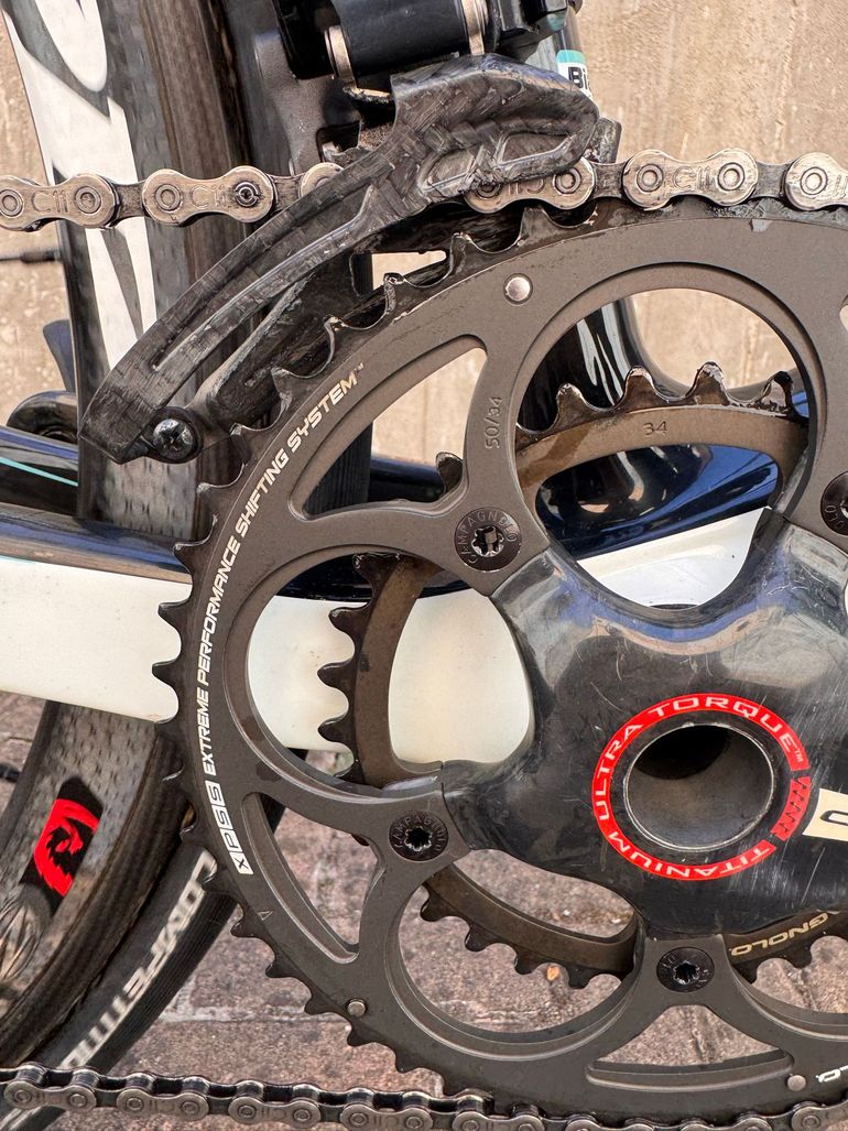 Bianchi Oltre XR.2 Super Record EPS 2016 2016 Road & Gravel de segunda mano, Blanco — imagen 3 de 14
