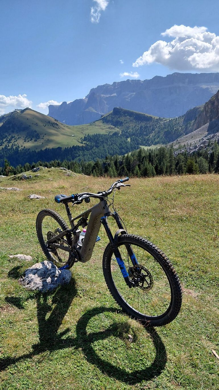 Specialized Turbo Levo 4 Comp Alloy 2026