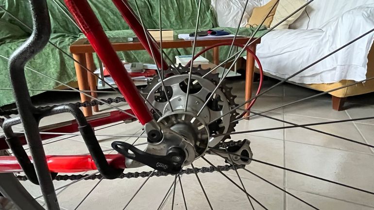 Used Ferrari Custom Shimano Dura Ace 1995 Road & Gravel, Red — image 6 of 10