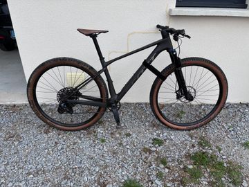 Scott Scale 910 2024 2024 Mountainbike d'occasion — image 2 sur 12