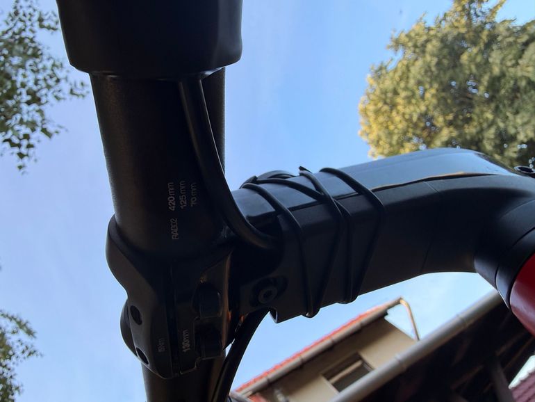Używany BMC Custom Shimano Dura Ace Di2 2020 Road & Gravel — zdjęcie 12 z 14