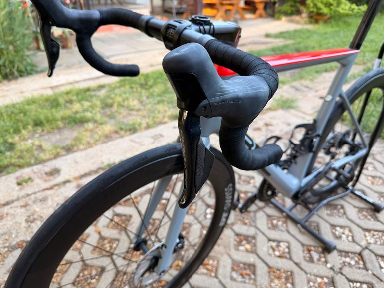 Używany BMC Custom Shimano Dura Ace Di2 2020 Road & Gravel — zdjęcie 4 z 14