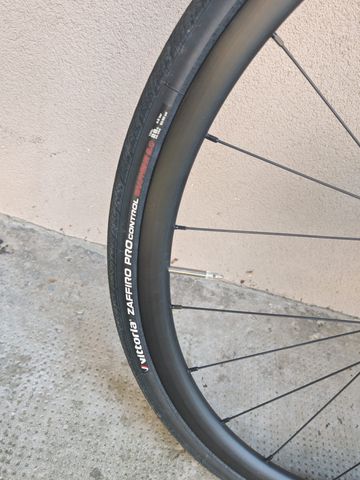 Gebrauchtes Focus IZALCO MAX 8.7 2024 2024 Road & Gravel, Weiß — Bild 3 von 10