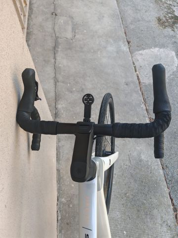 Gebrauchtes Focus IZALCO MAX 8.7 2024 2024 Road & Gravel, Weiß — Bild 2 von 10