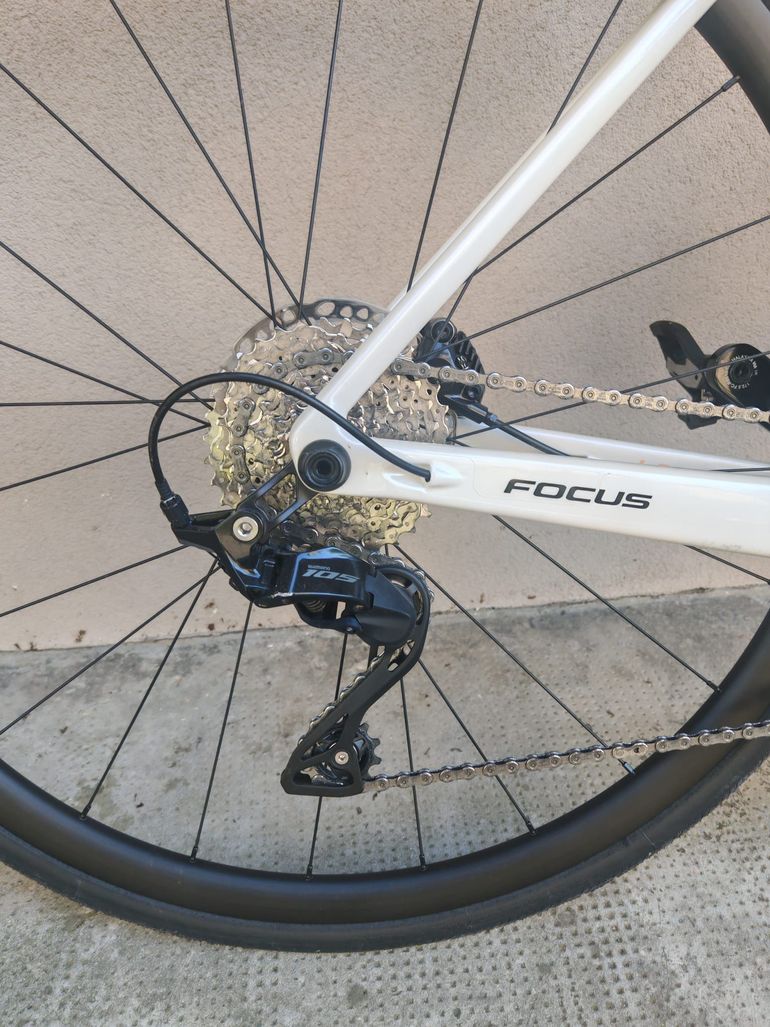Gebrauchtes Focus IZALCO MAX 8.7 2024 2024 Road & Gravel, Weiß — Bild 5 von 10