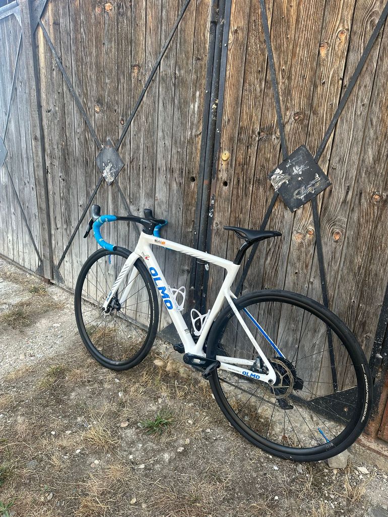 Used Olmo Custom SRAM Force eTap AXS 2022 Road & Gravel, White — image 2 of 12