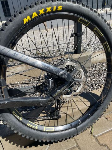 Käytetty Haibike AllMtn 10 2022 2022 Mountainbike — kuva 6 / 9