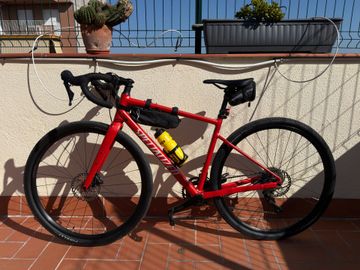 Used Specialized Diverge E5 2022 2022 Road & Gravel, Red — image 1 of 9
