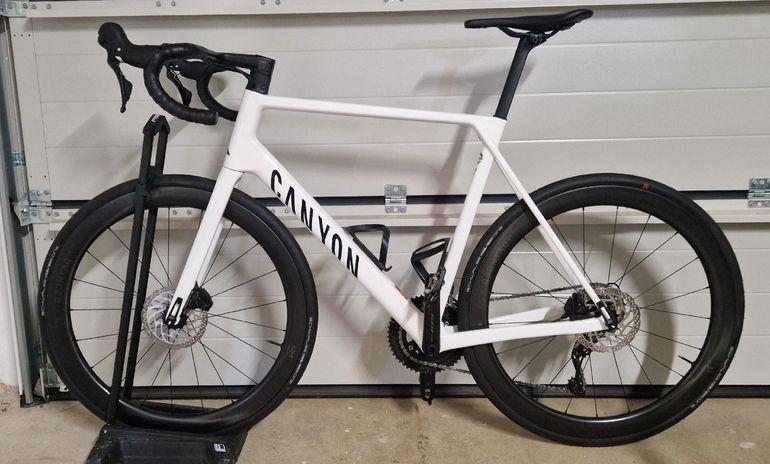 Used Canyon Ultimate CF 7 A.50 2026 2026 Road & Gravel, White — image 2 of 7