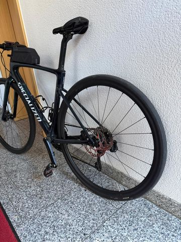 Tweedehands Specialized Roubaix SL8 Comp 2025 2025 Road & Gravel — afbeelding 3 van 4